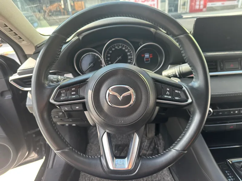 Mazda Atenza 2020 2.5L Blue Sky Sport Edition interior photo 12