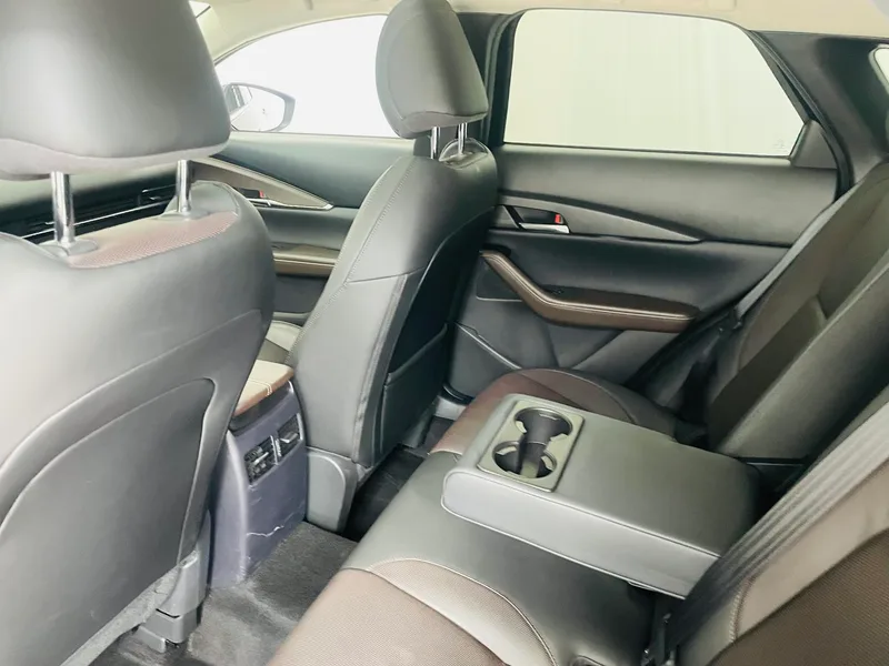 Mazda CX-30 2021 2.0L Tipo Jiayue automático interior foto 11