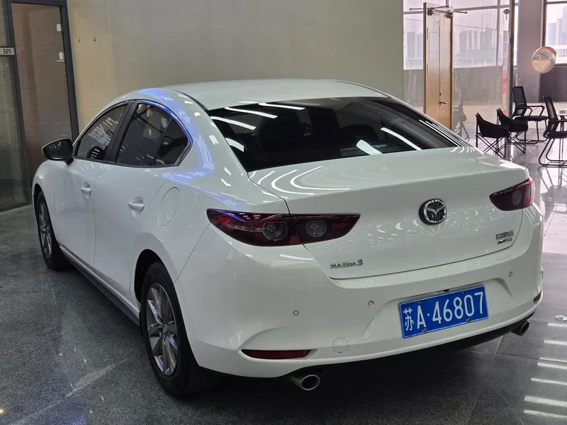 Mazda Mazda3 Axela 2020 1.5L Version de qualité automatique extérieur photo 3