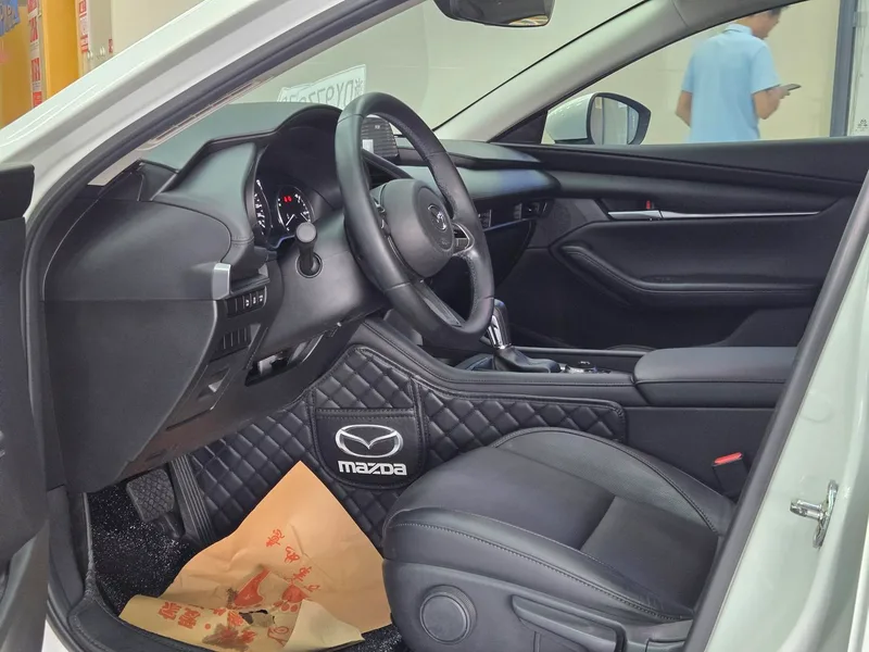 Mazda Mazda3 Axela 2020 1.5L Version de qualité automatique intérieur photo 7