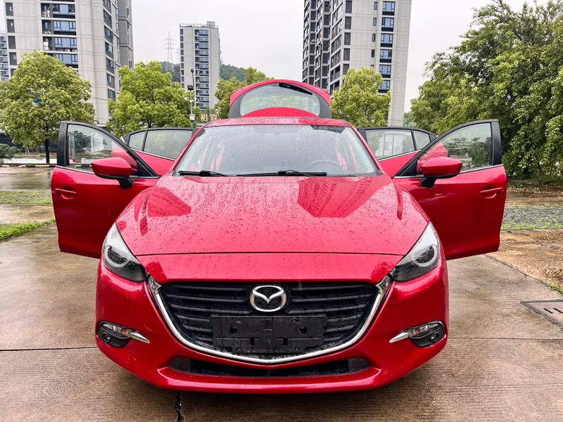 Mazda Mazda3 Axela 2017 Two-box 1.5L Automatic Luxury Model China V exterior photo 3 Mazda Mazda3 Axela 2017 Two-box 1.5L Automatic Luxury Model China V exterior photo 3