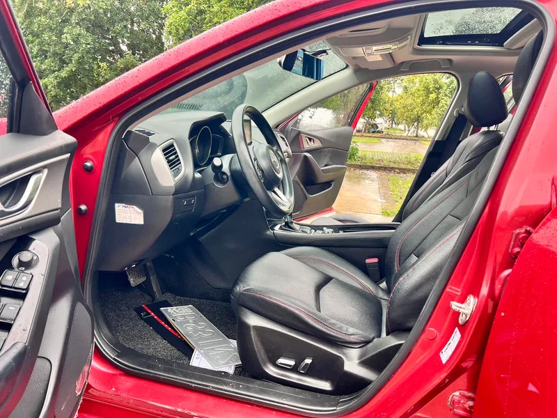 Mazda Mazda3 Axela 2017 Two-box 1.5L Automatic Luxury Model China V exterior photo 9 Mazda Mazda3 Axela 2017 Two-box 1.5L Automatic Luxury Model China V exterior photo 9