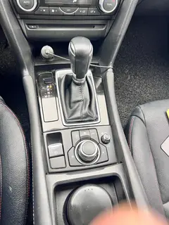 Mazda Mazda3 Axela 2017 Two-box 1.5L Automatic Luxury Model China V interior photo 11 Mazda Mazda3 Axela 2017 Two-box 1.5L Automatic Luxury Model China V interior photo 11