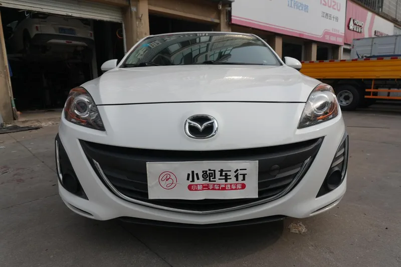 Mazda Mazda3 Xingcheng 2015 Hatchback 1.6L Tipo de confort manual exterior foto 2 Mazda Mazda3 Xingcheng 2015 Hatchback 1.6L Tipo de confort manual exterior foto 2