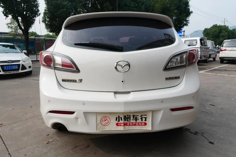 Mazda Mazda3 Xingcheng 2015 Hatchback 1.6L Tipo de confort manual interior foto 13 Mazda Mazda3 Xingcheng 2015 Hatchback 1.6L Tipo de confort manual interior foto 13