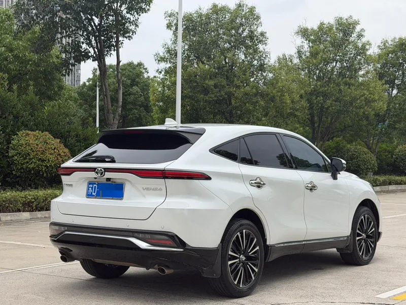 Toyota Venza 2022 2.0L CVT Versión de lujo de tracción a dos ruedas exterior foto 4 Toyota Venza 2022 2.0L CVT Versión de lujo de tracción a dos ruedas exterior foto 4