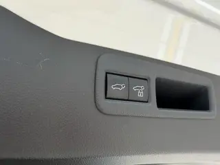 Toyota Venza 2022 2.0L CVT Versión de lujo de tracción a dos ruedas interior foto 20 Toyota Venza 2022 2.0L CVT Versión de lujo de tracción a dos ruedas interior foto 20