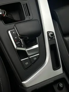 Audi A4L 2022 40 TFSI Deluxe dinámico interior foto 18 Audi A4L 2022 40 TFSI Deluxe dinámico interior foto 18