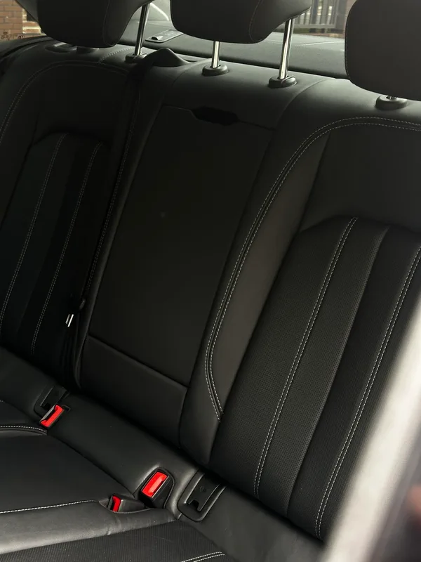 Audi A4L 2022 40 TFSI Deluxe dinámico interior foto 19 Audi A4L 2022 40 TFSI Deluxe dinámico interior foto 19