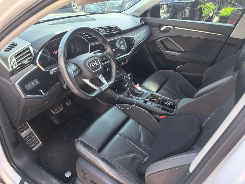 Audi Q3 Sportback 2023 40 TFSI Style tendance extérieur photo 6 Audi Q3 Sportback 2023 40 TFSI Style tendance extérieur photo 6