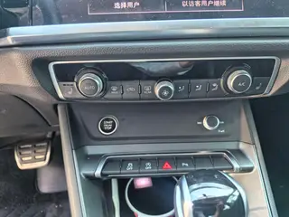 Audi Q3 Sportback 2023 40 TFSI Style tendance intérieur photo 12 Audi Q3 Sportback 2023 40 TFSI Style tendance intérieur photo 12