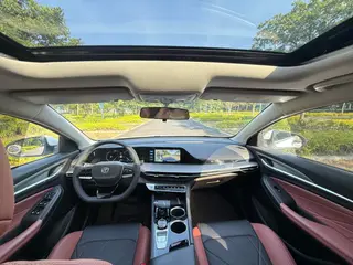 Changan Eado 2023 PLUS Versión de disfrute Ballena azul NE 1.4T GDI DCT Acabado premium interior foto 8