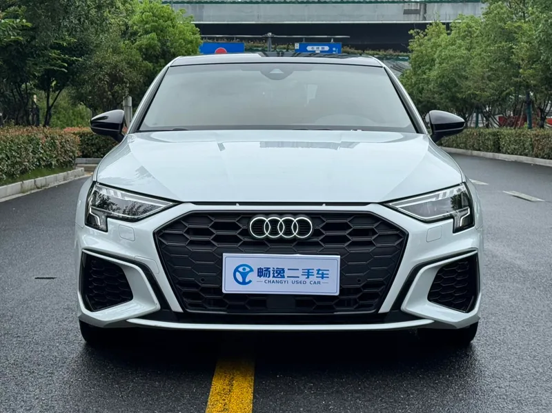 Audi A3 2022 Sportback 35 TFSI Модный спортивный тип экстерьер фото 2 Audi A3 2022 Sportback 35 TFSI Модный спортивный тип экстерьер фото 2