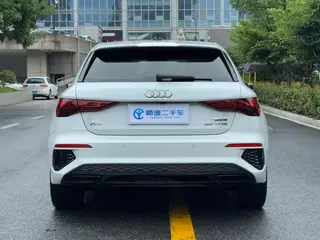 Audi A3 2022 Sportback 35 TFSI Модный спортивный тип экстерьер фото 4 Audi A3 2022 Sportback 35 TFSI Модный спортивный тип экстерьер фото 4