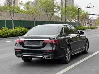 Mercedes-Benz E-Class 2022 Segundo cambio E 300 L De lujo Coche deportivo exterior foto 3 Mercedes-Benz E-Class 2022 Segundo cambio E 300 L De lujo Coche deportivo exterior foto 3