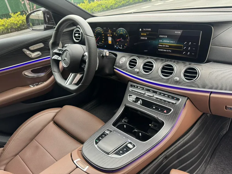 Mercedes-Benz E-Class 2022 Segundo cambio E 300 L De lujo Coche deportivo interior foto 15 Mercedes-Benz E-Class 2022 Segundo cambio E 300 L De lujo Coche deportivo interior foto 15
