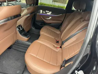 Mercedes-Benz E-Class 2022 Segundo cambio E 300 L De lujo Coche deportivo interior foto 20 Mercedes-Benz E-Class 2022 Segundo cambio E 300 L De lujo Coche deportivo interior foto 20
