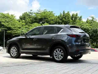 Mazda CX-5 2025 2.0L Type de confort automatique à deux roues motrices intérieur photo 7