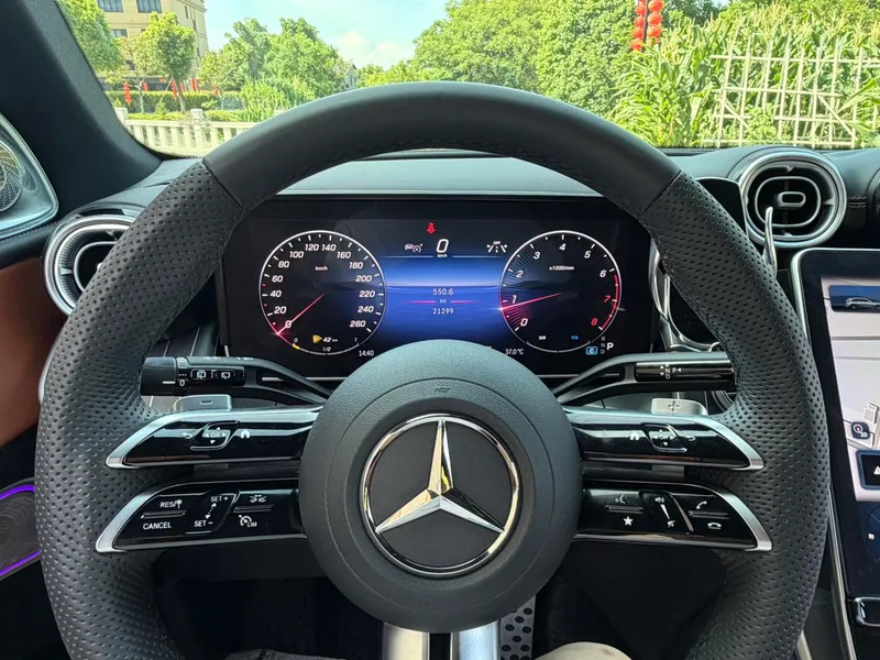 Mercedes-Benz GLC 2024 GLC 260 L 4MATIC Type de luxe 5 Siège intérieur photo 19 Mercedes-Benz GLC 2024 GLC 260 L 4MATIC Type de luxe 5 Siège intérieur photo 19