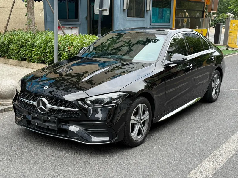 Mercedes-Benz C-Class 2022 Reforma C 200 L Versión deportiva exterior foto 1 Mercedes-Benz C-Class 2022 Reforma C 200 L Versión deportiva exterior foto 1