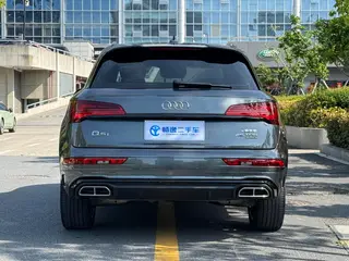 Audi Q5L 2024 45TFSI Deluxe dinámico exterior foto 5 Audi Q5L 2024 45TFSI Deluxe dinámico exterior foto 5