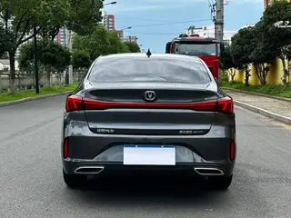 Changan Eado 2025 PLUS 1.4T DCT High-energy version interior photo 14