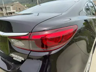 Mazda Atenza 2017 2.0L Edición Deluxe Blue Sky interior foto 19 Mazda Atenza 2017 2.0L Edición Deluxe Blue Sky interior foto 19