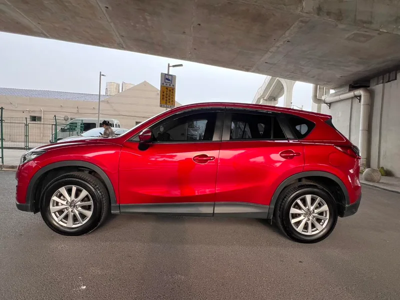 Mazda CX-5 2015 2.0L Automatic two-wheel drive urban type exterior photo 2