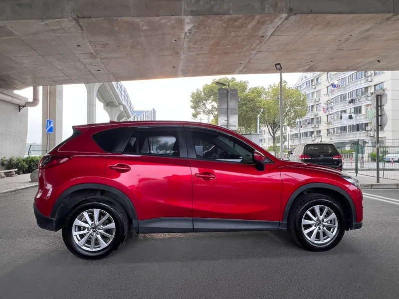 Mazda CX-5 2015 2.0L Automatic two-wheel drive urban type exterior photo 6