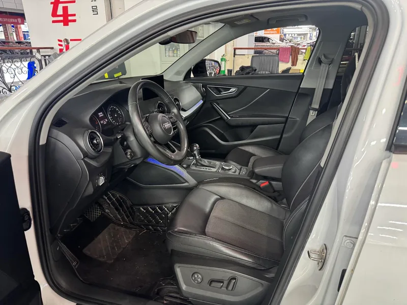 Audi Q2L 2021 35TFSI Fashion dynamic type exterior photo 4 Audi Q2L 2021 35TFSI Fashion dynamic type exterior photo 4