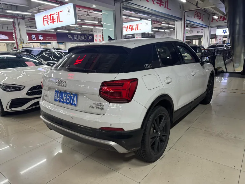 Audi Q2L 2021 35TFSI Fashion dynamic type interior photo 9 Audi Q2L 2021 35TFSI Fashion dynamic type interior photo 9