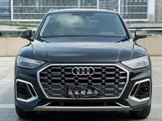 Audi Q5L 2022 40T Tipo dinámico de moda exterior foto 2 Audi Q5L 2022 40T Tipo dinámico de moda exterior foto 2