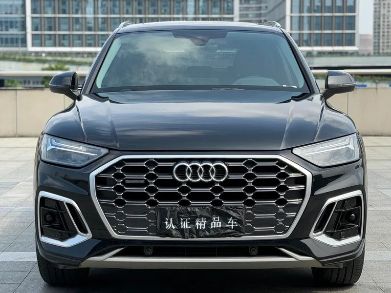 Audi Q5L 2022 40T Tipo dinámico de moda exterior foto 2 Audi Q5L 2022 40T Tipo dinámico de moda exterior foto 2