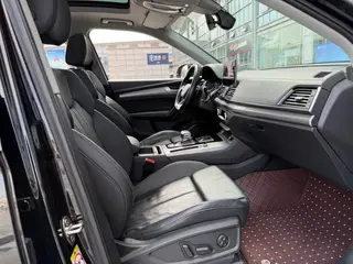 Audi Q5L 2022 40T Tipo dinámico de moda interior foto 18 Audi Q5L 2022 40T Tipo dinámico de moda interior foto 18