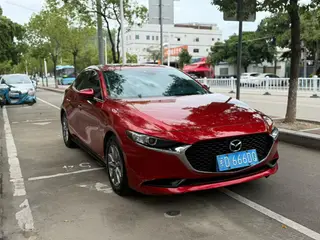 Mazda Mazda3 Axela 2020 1.5L Automatic quality pleasing skylight version exterior photo 5 Mazda Mazda3 Axela 2020 1.5L Automatic quality pleasing skylight version exterior photo 5