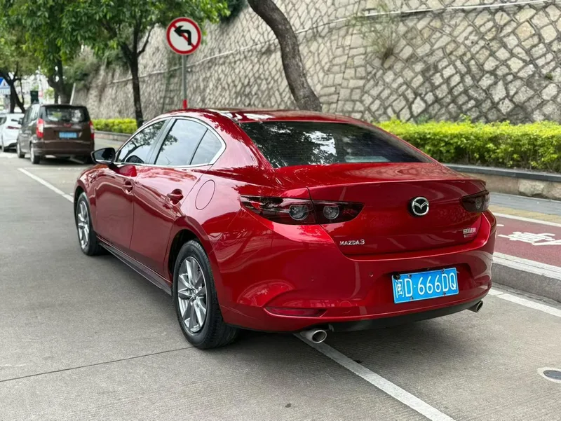 Mazda Mazda3 Axela 2020 1.5L Automatic quality pleasing skylight version interior photo 7 Mazda Mazda3 Axela 2020 1.5L Automatic quality pleasing skylight version interior photo 7