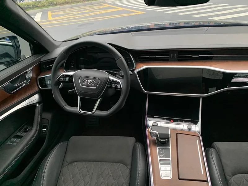Audi A6L 2023 Reforma 55 TFSI quattro Tipo dinámico exclusivo interior foto 10 Audi A6L 2023 Reforma 55 TFSI quattro Tipo dinámico exclusivo interior foto 10
