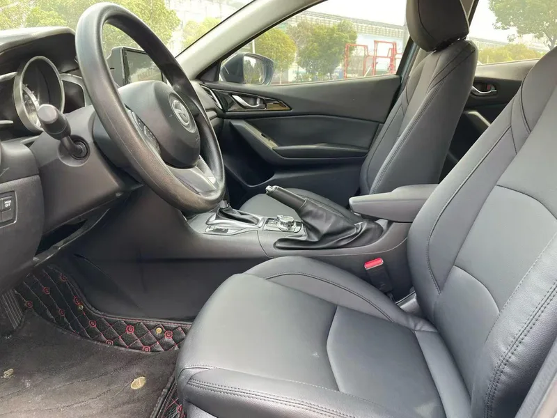 Mazda Mazda3 Axela 2016 Trois volumes 1.5L Modèle de luxe automatique extérieur photo 4