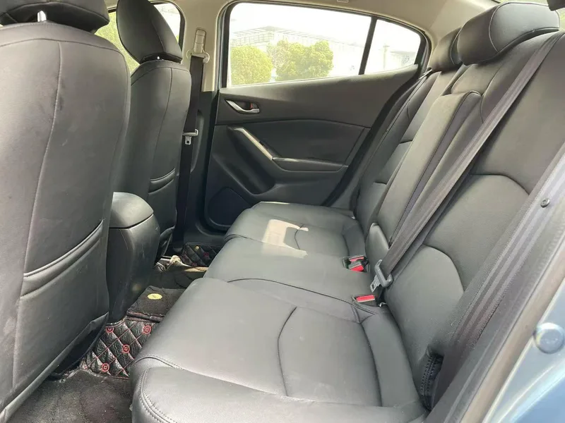 Mazda Mazda3 Axela 2016 Trois volumes 1.5L Modèle de luxe automatique extérieur photo 5