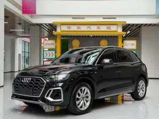 Audi Q5L 2022 40T Deluxe dinámico