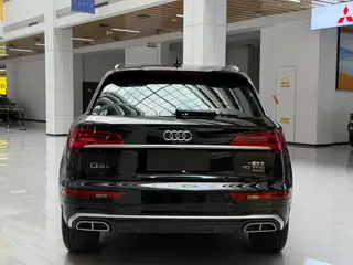 Audi Q5L 2022 40T Deluxe dinámico exterior foto 5 Audi Q5L 2022 40T Deluxe dinámico exterior foto 5