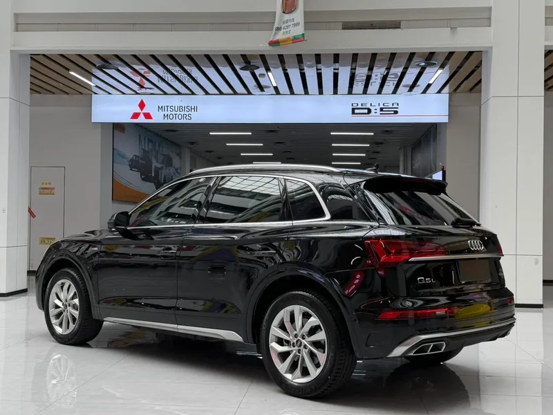 Audi Q5L 2022 40T Deluxe dinámico exterior foto 6 Audi Q5L 2022 40T Deluxe dinámico exterior foto 6