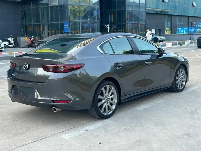 Mazda Mazda3 Axela 2020 2.0L Versión de calidad automática exterior foto 4