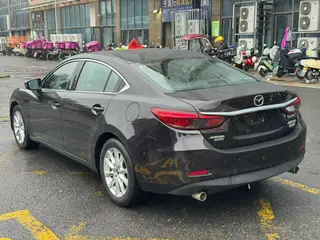 Mazda Atenza 2017 2.0L Edición Deluxe Blue Sky exterior foto 4