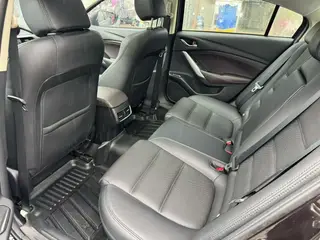 Mazda Atenza 2017 2.0L Edición Deluxe Blue Sky interior foto 8