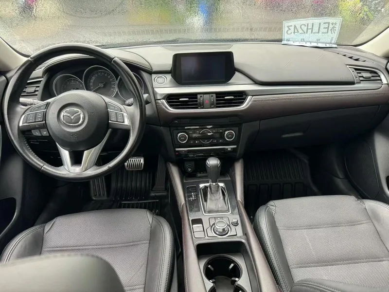 Mazda Atenza 2017 2.0L Edición Deluxe Blue Sky interior foto 9