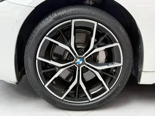 BMW 5 Series 2022 Mise à jour 530Li Type de luxe M Ensemble de sport extérieur photo 8 BMW 5 Series 2022 Mise à jour 530Li Type de luxe M Ensemble de sport extérieur photo 8