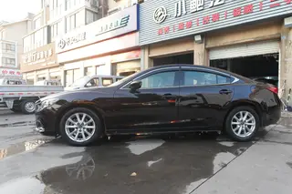 Mazda Atenza 2015 2.0L Edición Deluxe Blue Sky exterior foto 3