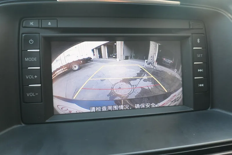 Mazda Atenza 2015 2.0L Edición Deluxe Blue Sky interior foto 11