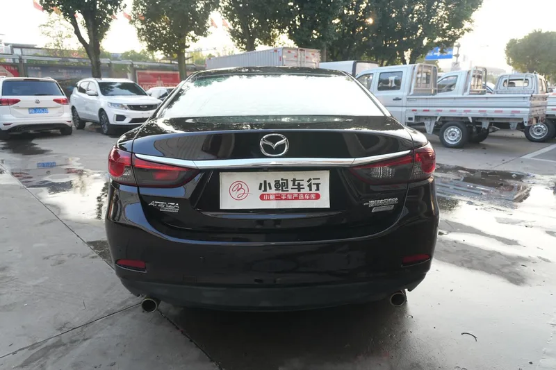 Mazda Atenza 2015 2.0L Edición Deluxe Blue Sky interior foto 16